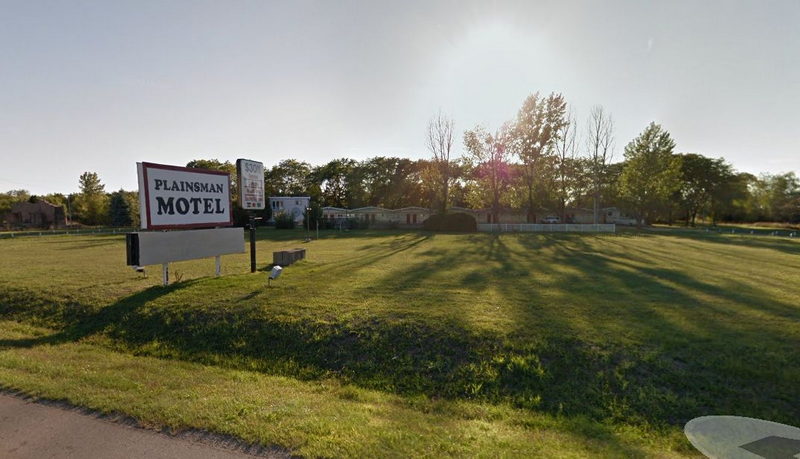 Plainsman Motel - Street View